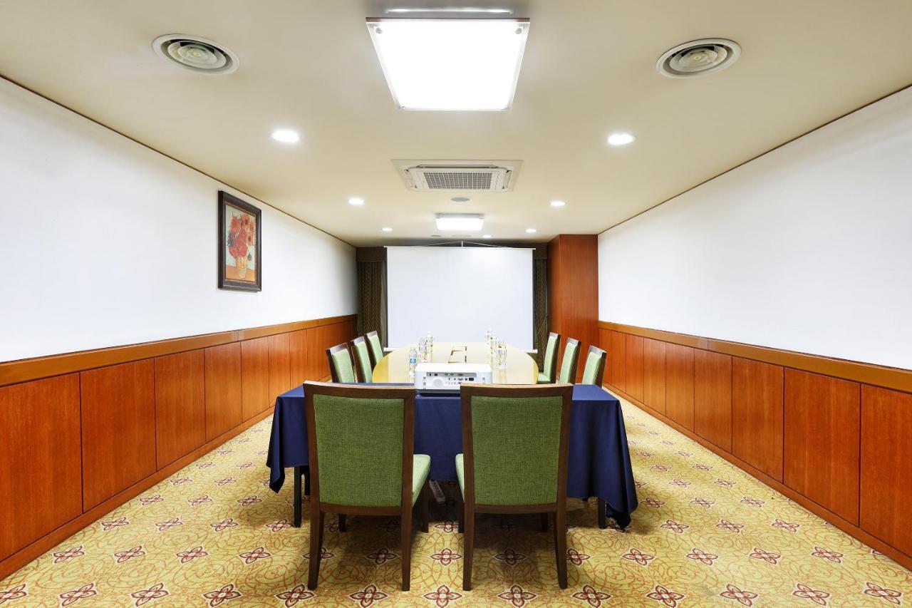 Best Western Premier Incheon Airport Hotel Экстерьер фото