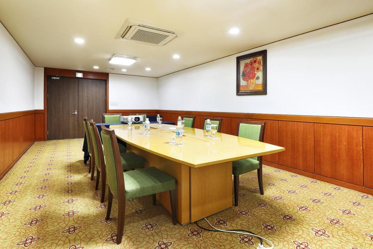 Best Western Premier Incheon Airport Hotel Экстерьер фото