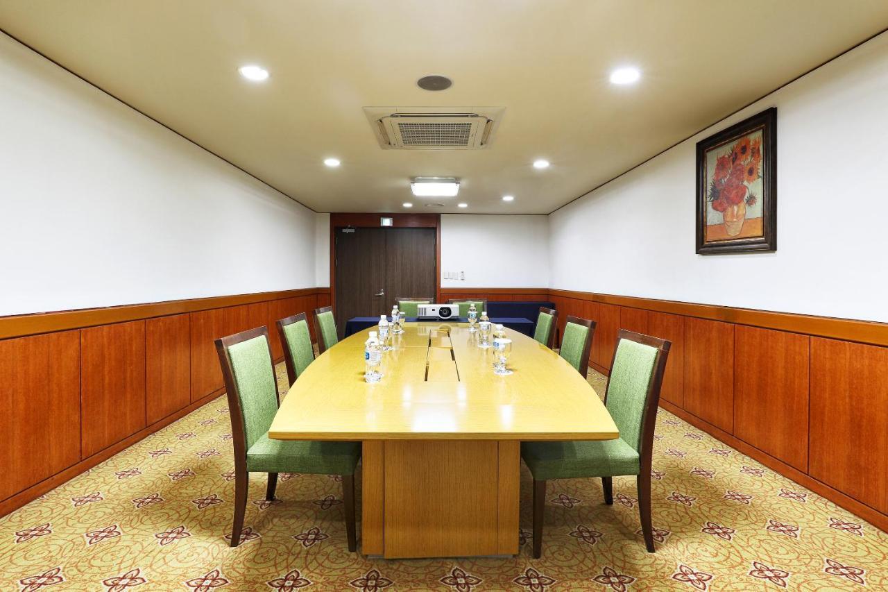 Best Western Premier Incheon Airport Hotel Экстерьер фото